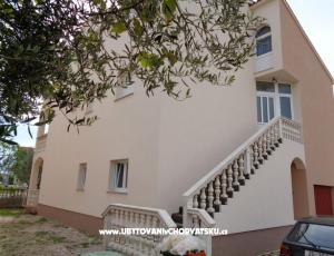 Apartments Lucija Vodice