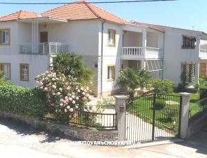 Apartments FIO