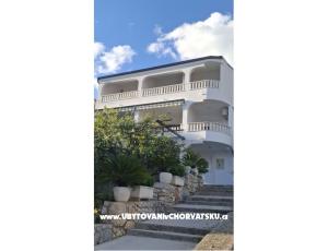Apartments Mare