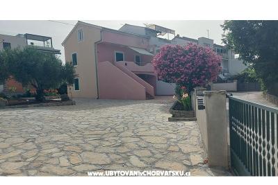 Apartments Misulic Turanj