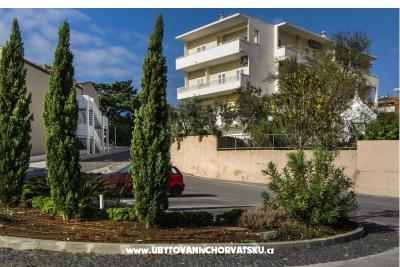 Apartments Karmelo Lulić