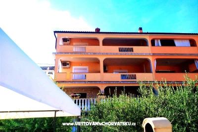 Apartments Damir-Julija