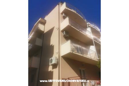 Apartments Divić - Villa Mateo  Baska Voda Croatia