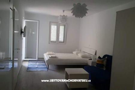 Studio Apartments Mate i Ana  photo 2
