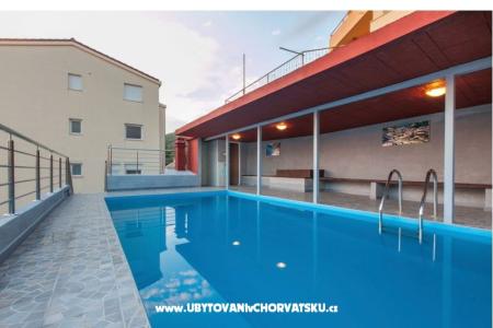 Vila Paola Baska Voda Croatia