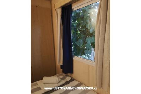Mobile House Maroon photo 4