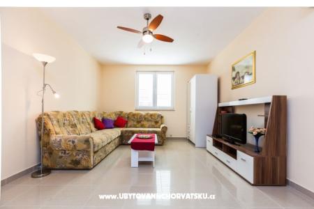Apartments Antonela photo 2