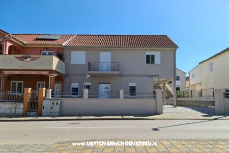 Apartments Ćelić Biograd Croatia