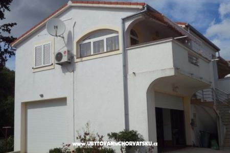 Apartments Gloria Biograd Croatia