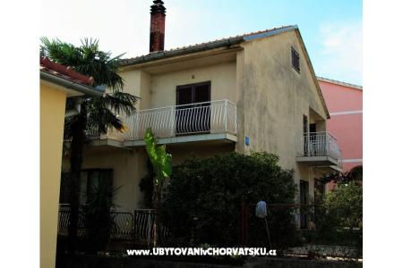 Apartments Ljiljana photo 2