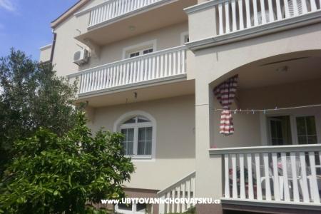 Apartments Marina  photo 4
