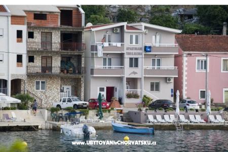 Apartments Tiho i Jelena photo 2
