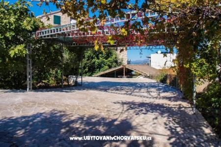 Apartments Karampija photo 4