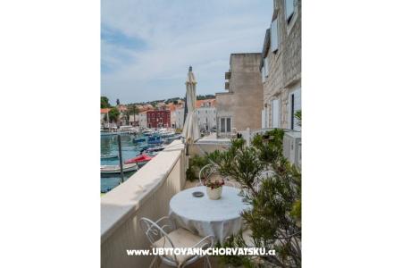 Apartments Tonsic Sutivan Island of Brac Croatia