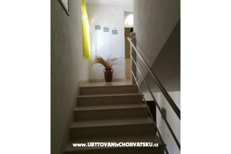 Apartments Venesa photo 4
