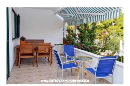 Apartments Violeta photo 5