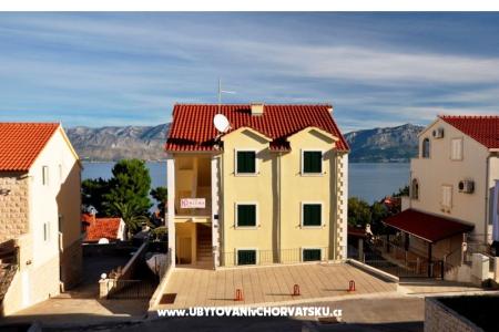 Apartments Karlena photo 2