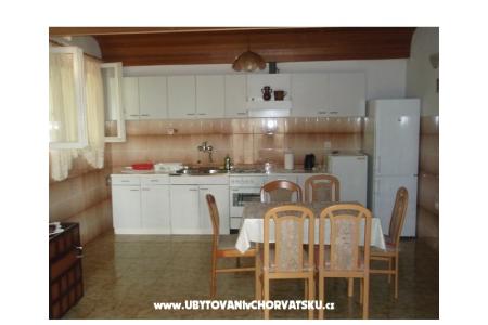 Apartment Marija Zelić photo 4