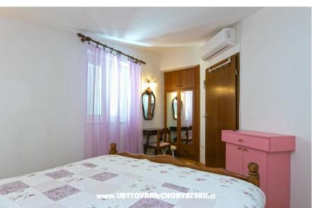 Apartments Joni photo 5