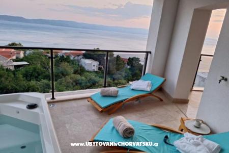 Ivana &amp; Luka Brela Croatia