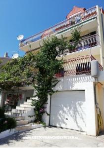 Apartments  Dugi Rat Croatia