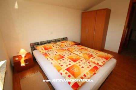 Apartment Zoran - Valbandon  photo 2