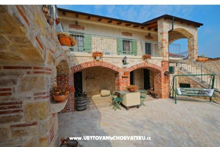 Ancient Dalmatian Apartments photo 5