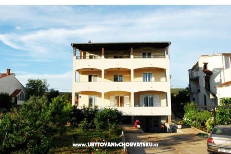 Apartments Iva Sv. Filip i Jakov Croatia