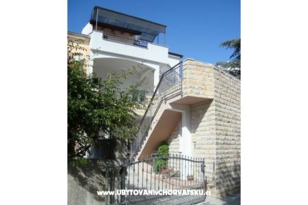 Apartments Lidija Sv. Filip i Jakov Croatia