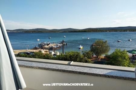 Maestral Apartments Sv. Filip i Jakov Croatia