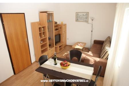 Apartments Nena Gradac photo 5