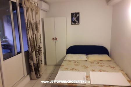 Apartments Romansa photo 4