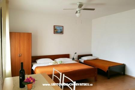 Apartments Komarica photo 4