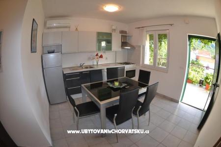 Apartments Marijana photo 2