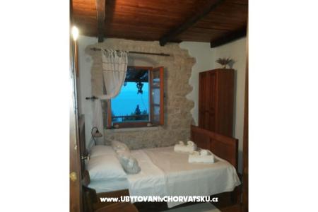 Stone house za odmor Ostojić photo 5