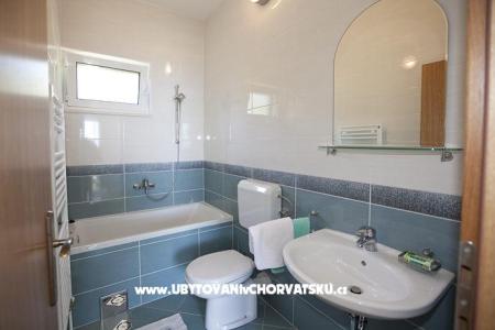 Apartments Adriatic photo 4