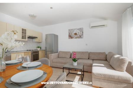 Apartments Panorama Igrane Croatia