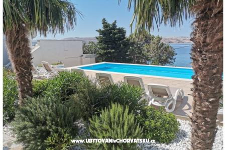 Apartments Anita with Pool – Karlobag Croatia