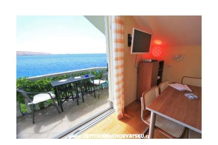 Beachfront Apartments Christian photo 3