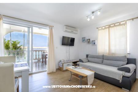 Beachfront Apartments Laszlo photo 5