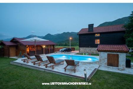 Holiday House Nina photo 3