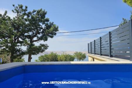 Beachfront Holiday House Ivana with – Karlobag Croatia