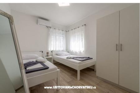 Villa Stella with Pool photo 4