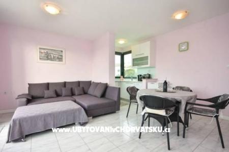 Villa Barbara-Kastela photo 3