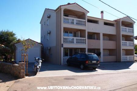 Apartments Cavar photo 2