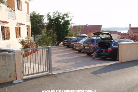 Apartments Josip - Malinska, Krk photo 2