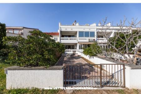 Apartments Grgic photo 3