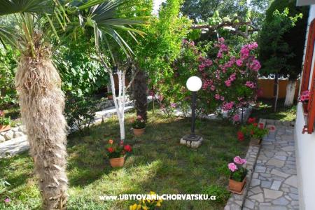 Apartments Milica photo 2