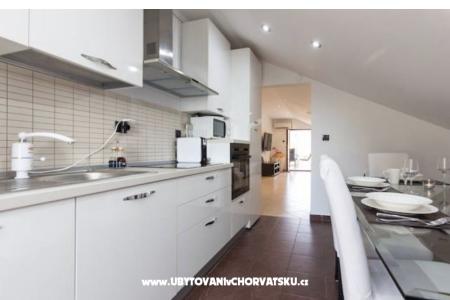 Moderan apartman za 2-10 osoba  photo 3