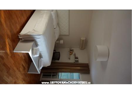 Villa Mirela B&amp;B photo 3